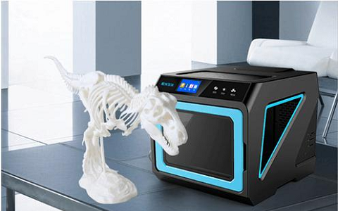 一用3d打印機打印一個手辦模型要多少錢？